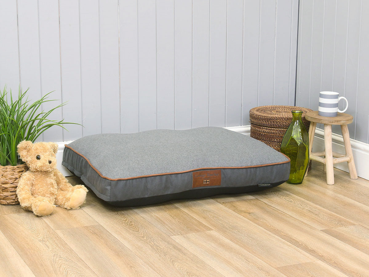 Beckley Dog Mattress - Iron / Ash, Medium