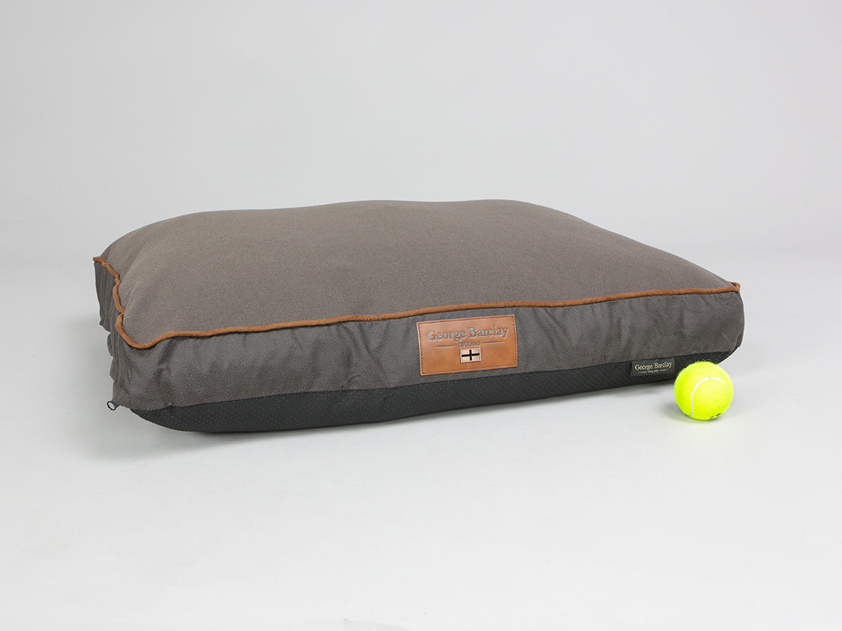Hursley Dog Mattress - Chocolate / Chestnut, Medium